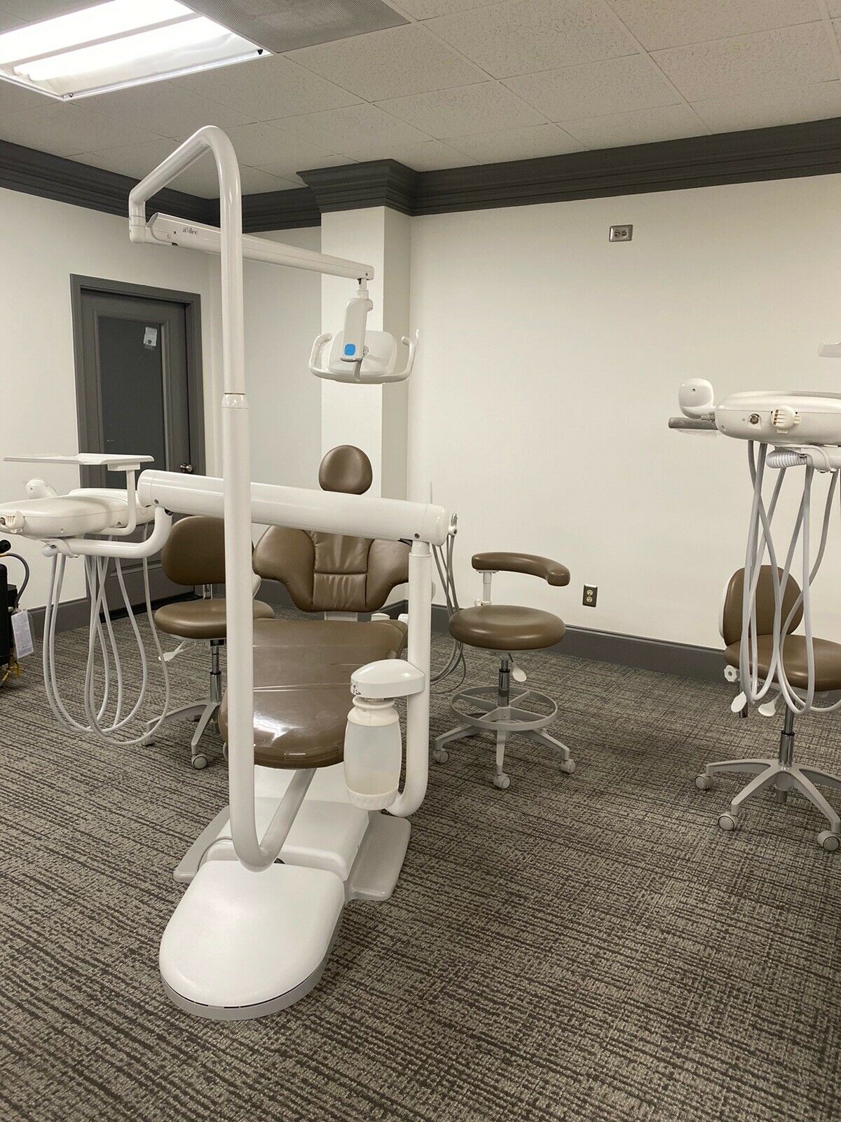 Adec dental 311 - Image 2