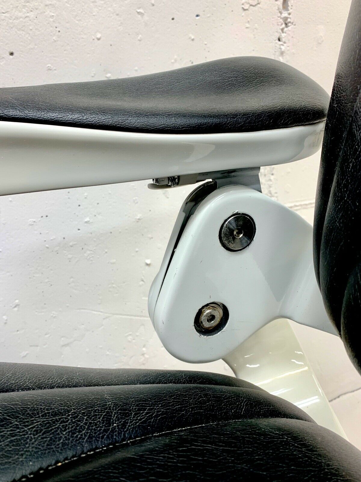 Pelton and Crane Spirit 3000 Series Dental Chair - Image 10