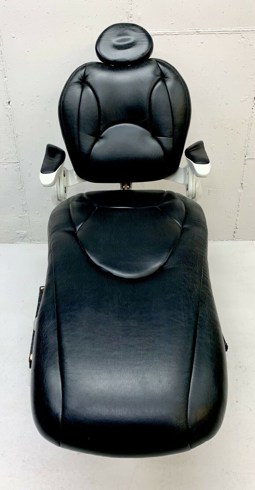 Pelton and Crane Spirit 3000 Series Dental Chair