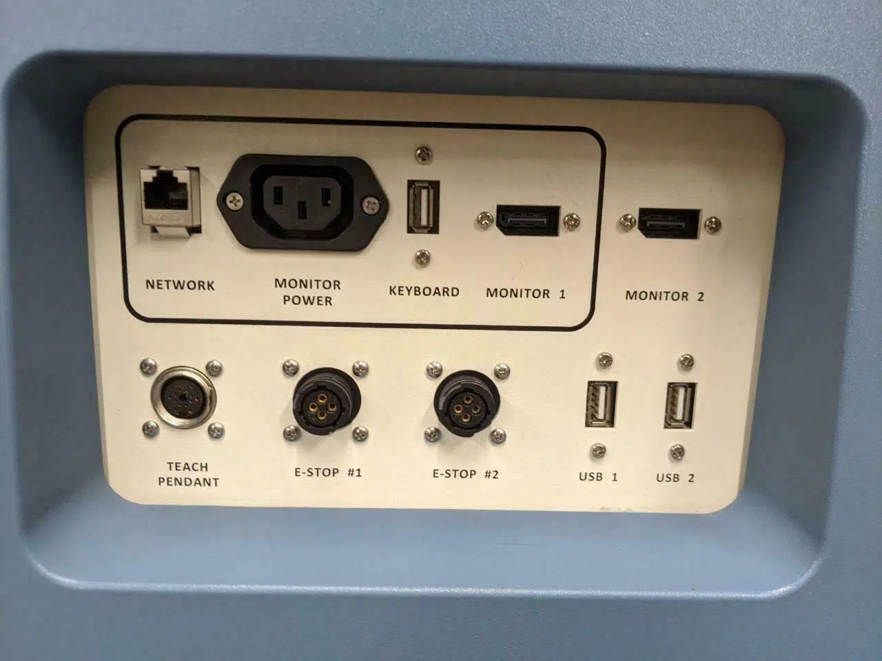 ARTAS iX Robotic Hair Restoration System - Image 4