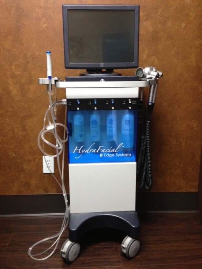Edge Systems Hydrafacial MD Touch Microdermabrasion